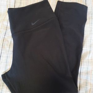 Nike Dry Fit Cropped Leggings